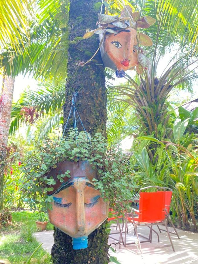 Casa De La Iguana Hostel Livingston Exterior photo